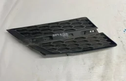 Решетка бампера Toyota Rav 4 2013 5310542010 A40 3ZR-FE, передняя правая