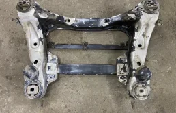 Балка Audi A 8 2005 4E0399313D 4E2 BHT, передняя