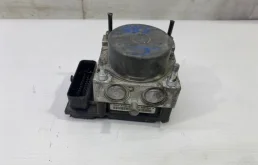 Блок ABS Renault Duster 2013 0265800897 F4R400