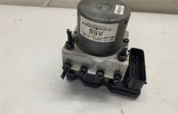 Блок ABS Hyundai Solaris 2015 589204L100 G4FA