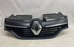 Решетка радиатора Renault Logan 2018 623107605 L8 K7M812