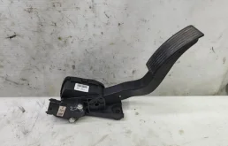 Педаль газа Hyundai Solaris 2014 351904A700 RB G4FA