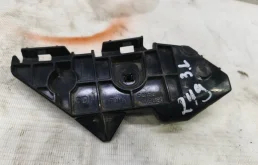Кронштейн бампера Toyota Corolla 2008 5215812090 E150 1ZR-FE, задний левый