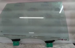 Стекло двери Audi Q7 4M0845026, заднее правое