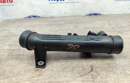 Патрубок интеркулера VOLVO V40 2018 31686412 V41L0 B4204T19