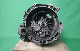 Механическая коробка передач Ford Focus 2 1744432 1.8