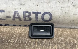 Кнопка багажника Audi A8 3D0959831C D3 4.2 FSI BVJ