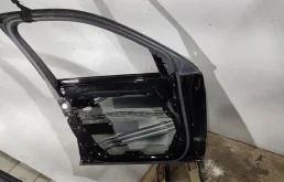 Дверь передняя левая A2537220310  2.1 TDI Mercedes