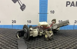 Замок зажигания Infiniti QX56 2004 D87007S600 JA60 VK56DE
