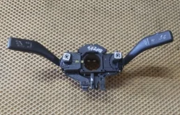 Подрулевой переключатель SKODA SUPERB 2010 1K0953513E 3T CDAB
