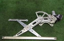 Стеклоподъемник TOYOTA VITZ 2005-2007 6980152120 KSP90 1KR-FE, передний правый