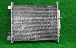 Радиатор кондиционера NISSAN MARCH 2010-2019 921101HC0A K13 HR12DE