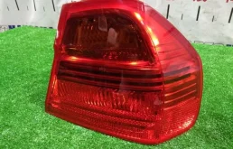 Фонарь задний BMW 3-Series 2004-2008 63216937458 E90 N46B20, задний правый