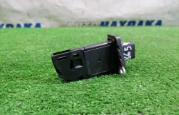 Датчик расхода воздуха VOLVO V60 2010-2019 30757655 FW48 B4164T