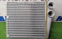Радиатор печки NISSAN TIIDA 2004-2014 27140ED005 C11 HR15DE