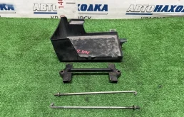 Крепление аккумулятора MITSUBISHI OUTLANDER 2005-2012 MR238277 CW4W 4B11