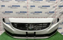 Бампер VOLVO V60 2010-2019 39824897 FW48 B4164T, передний