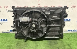 Радиатор двигателя VOLVO V40 2013-2020 31293689 MV B4164T