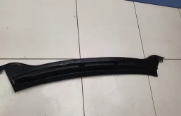 Решетка стеклоочистителей (планка под лобовое стекло)  для Opel Astra J 2009-2017
