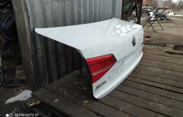 Дверь багажника для Volkswagen Jetta 2017 года на фотографиях