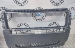 Бампер передний центральный Peugeot Boxer 250