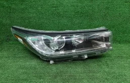 0000006746674 Битая Фара правая Toyota Highlander 3 U50 16-19 галоген