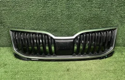0000007894848 Решетка радиатора Skoda Octavia A7 (2017-2020)