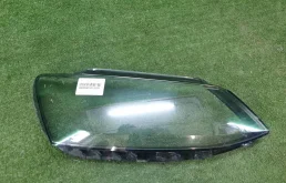0000005514281 Стекло фары правое VW Jetta 6 (2010-2018)