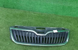 0000005739639 Решетка радиатора Skoda Rapid 1 (2012-2020)