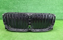 0000008372161 Решетка радиатора BMW X5 G05 (2018-2023)