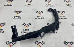 Кронштейн фар левый BMW 3-series E90/E91 2004-2013