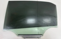 Стекло двери задней левой Toyota Corolla E150 2006-2013