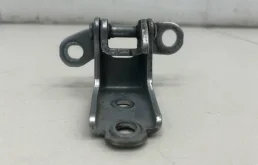 Петля двери задней правой нижняя Honda Civic 4D 2005-2012