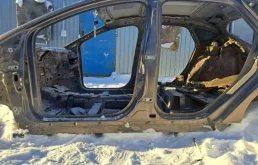 Порог со стойкой левый Ford Focus 3 2010-2018
