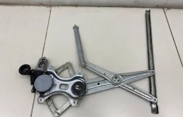 Стеклоподъемник электр. передний правый Lexus RX300/330/350/400h XU30 2003-2009