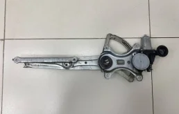 Стеклоподъемник электр. передний левый Lexus RX300/330/350/400h XU30 2003-2009