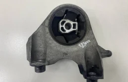 Опора двигателя передняя Chevrolet Captiva C140 2011-2015