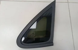 Стекло кузовное глухое правое Hyundai Elantra HD 2006-2011