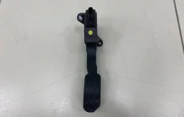 Педаль газа Toyota Corolla E180 2013-2018