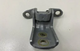 Петля двери задней правой нижняя Nissan Primera P12 2001-2008