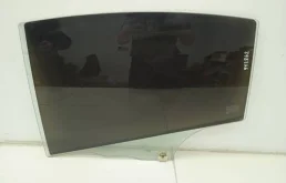 Стекло двери задней левой Mazda Mazda 3 BK 2003-2009