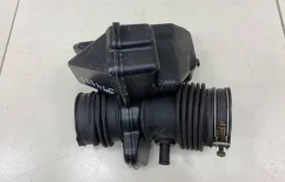 Патрубок воздушного фильтра Lexus RX300/330/350/400h XU30 2003-2009