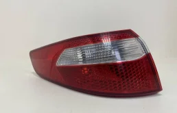 Фонарь задний наружный левый Kia Rio 3 UB/QB 2011-2017