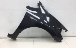 Крыло переднее правое Toyota Auris E150 2006-2012