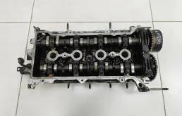 Головка блока цилиндров Toyota Corolla E120 2000-2007