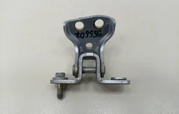 Петля двери задней правой верхняя Mitsubishi Lancer 9 CS/Classic 2000-2010