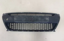 Решетка в бампер Kia Picanto TA 2011-2017