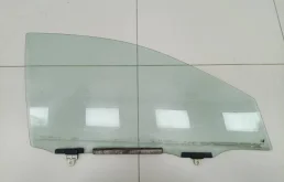 Стекло двери передней правой Toyota Corolla E120 2000-2007