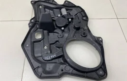 Стеклоподъемник электр. задний левый Mazda Mazda 3 BL 2008-2013