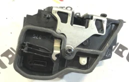 Замок двери задней левой BMW 5-series E60/E61 2003-2010